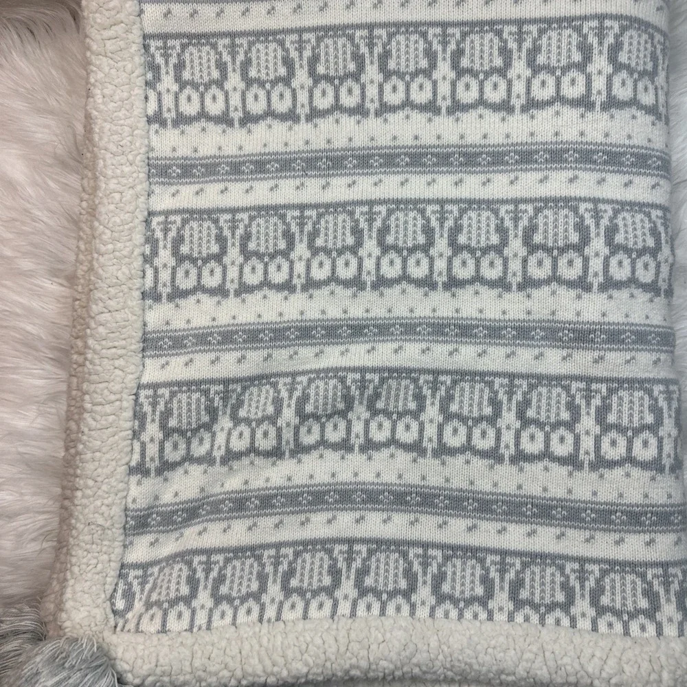 $39 🌙 Pottery Barn Kids‎ Knit Sherpa Patch Blanket Gray Beige Cream